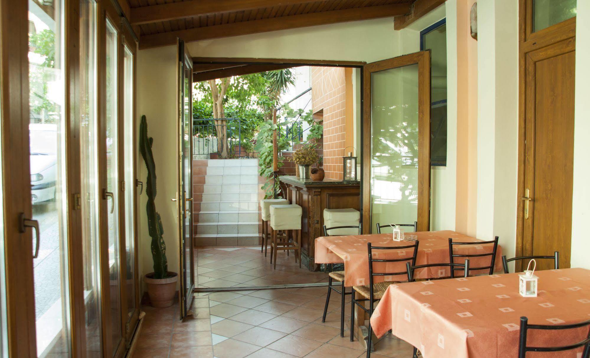 Stavrodromi Hotel Igoumenitsa Exterior photo